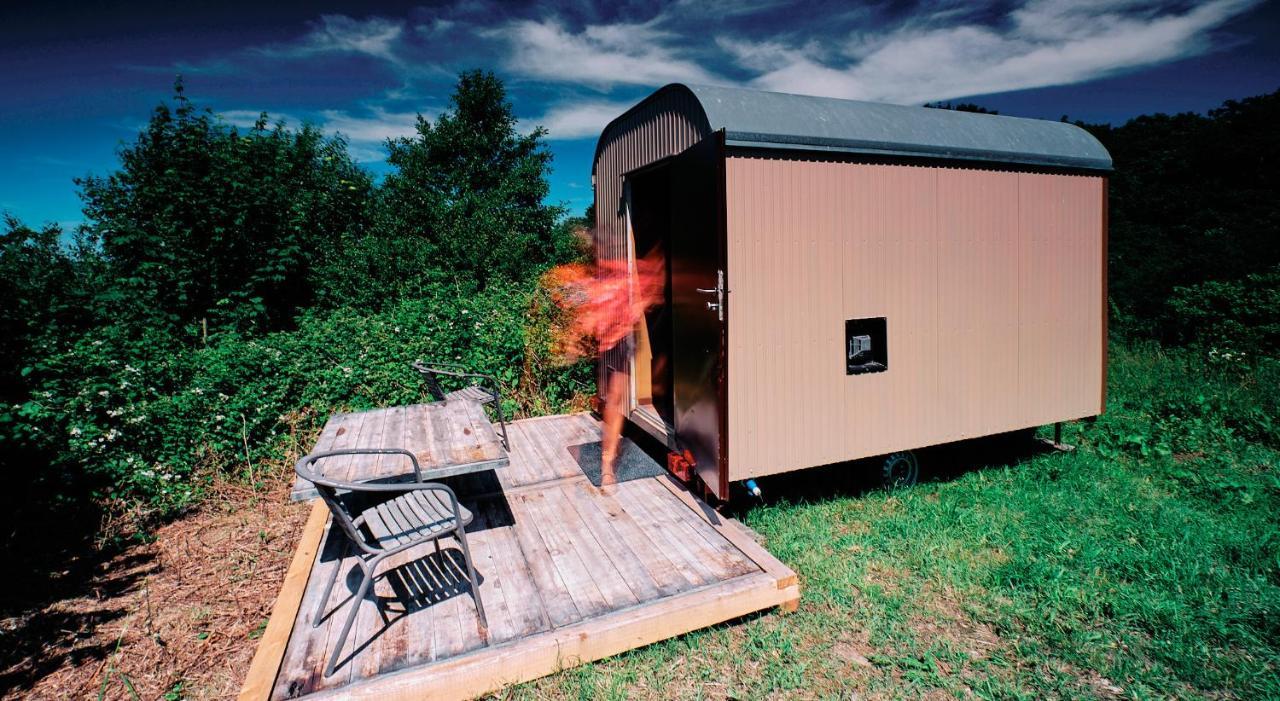 Krusmolle Glamping Hotel Aabenraa Exterior photo
